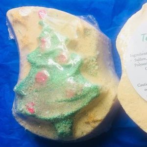 Bath Bomb: Christmas Tree